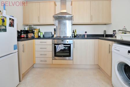 Flat Alexander Square in Eastleigh