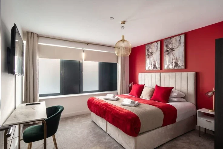 Flat Talbot Road in Trafford