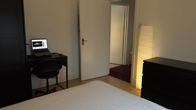 Room Chobham Road in Greater London