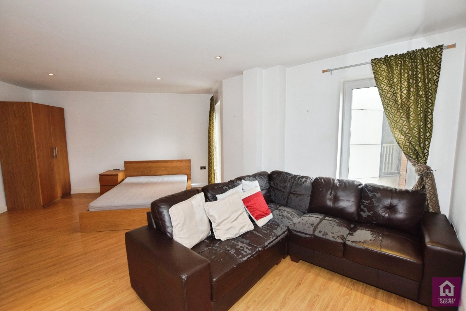 Flat Taylorson Street South in Salford