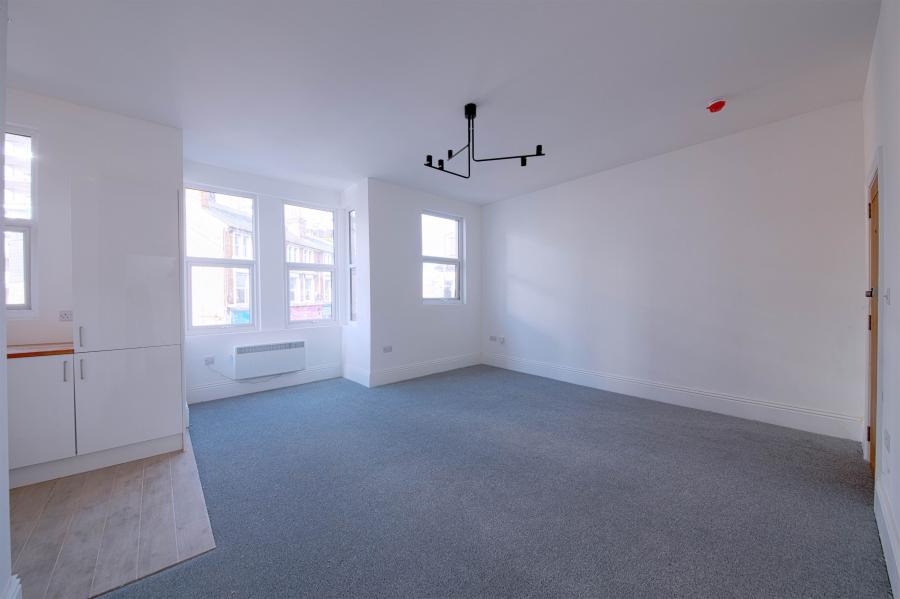 Flat Queen Street in Maidenhead