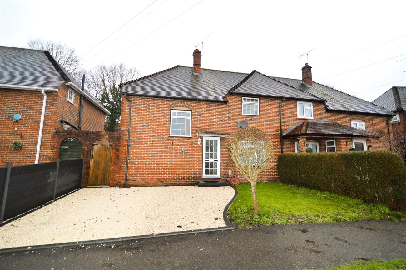 House Bagshot Green in Surrey Heath