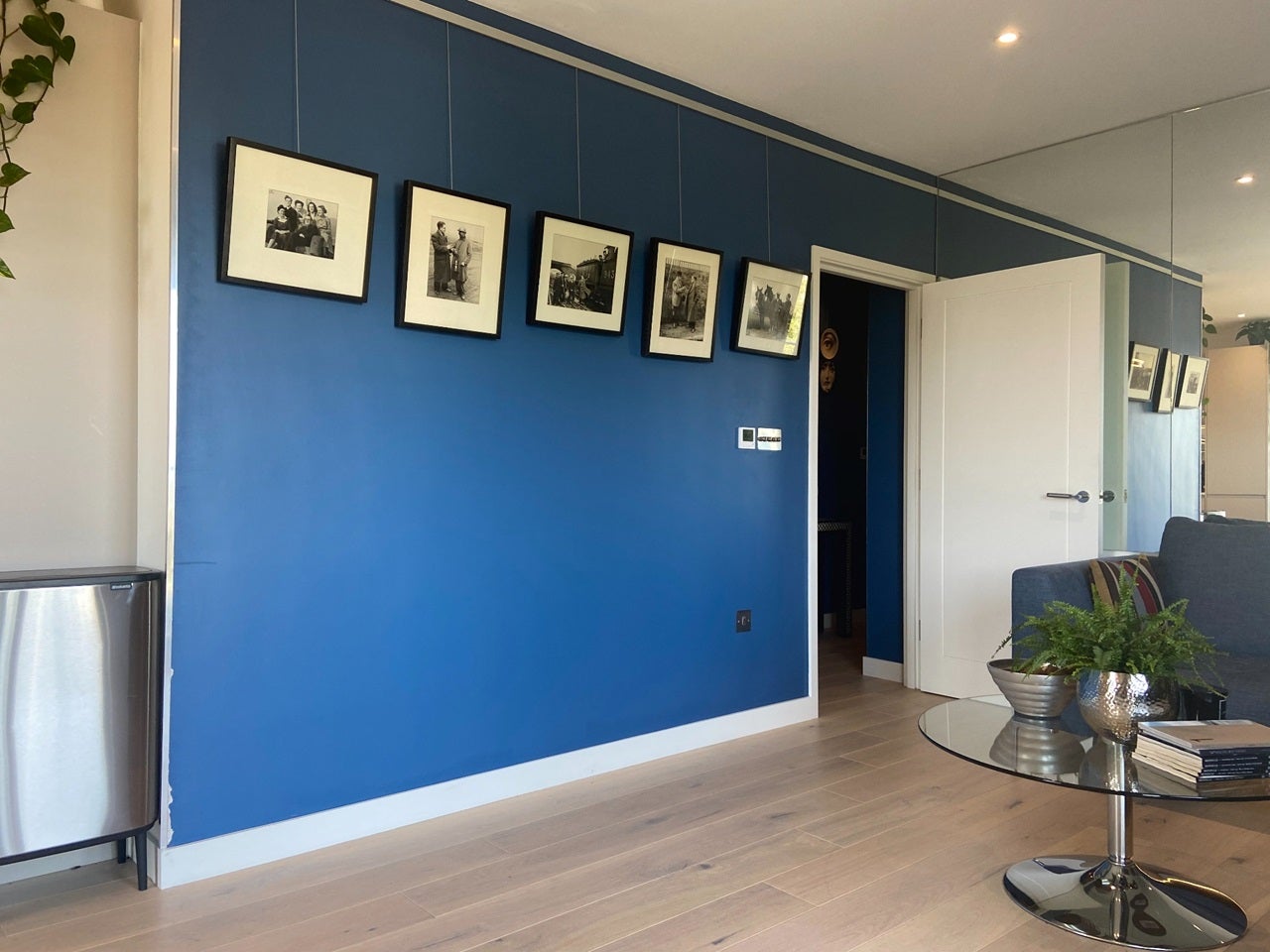 Flat Keswick Road in Greater London