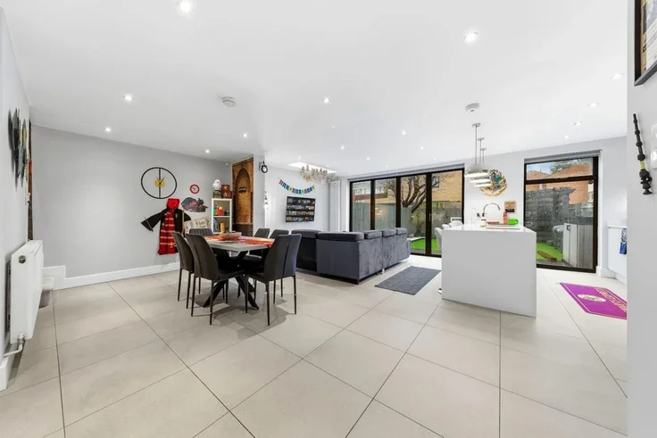 House Chapel Close in Watford