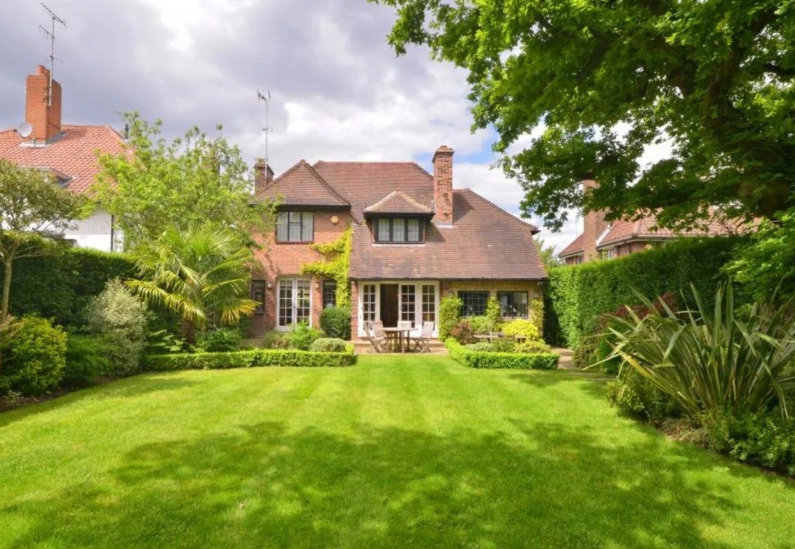 House Middleway in Greater London
