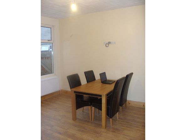 Room Bankes Road in Birmingham