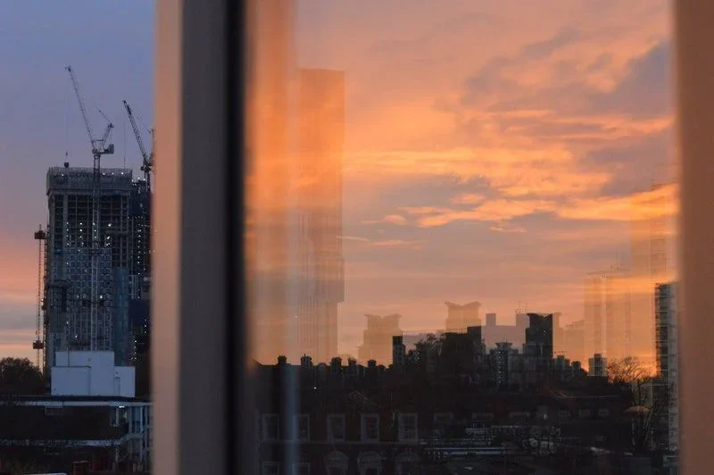 Room Clapham Road in Greater London