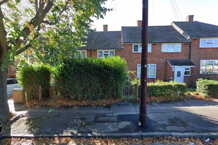 House Sheffield Drive in Greater London