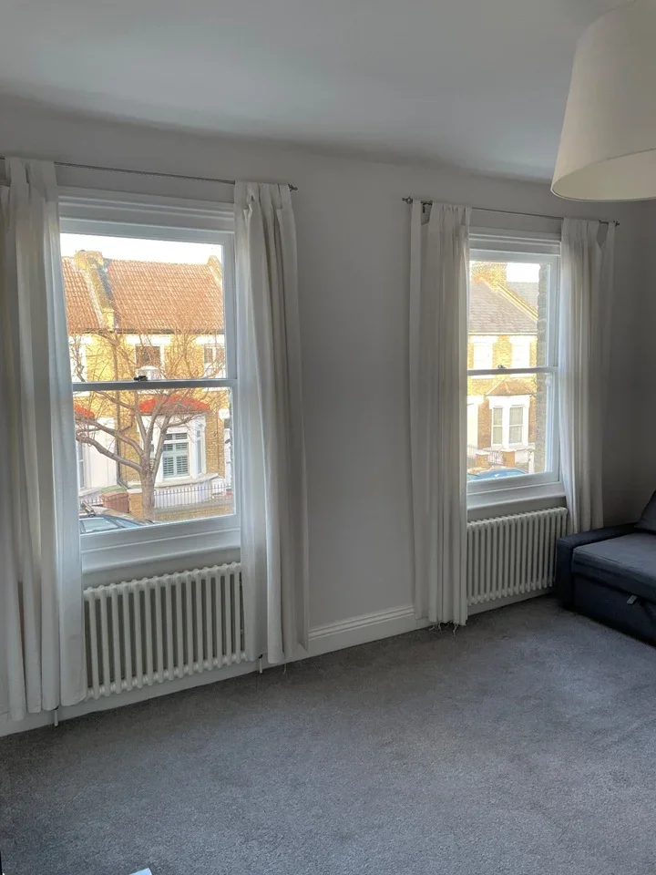 Flat Astbury Road in Greater London