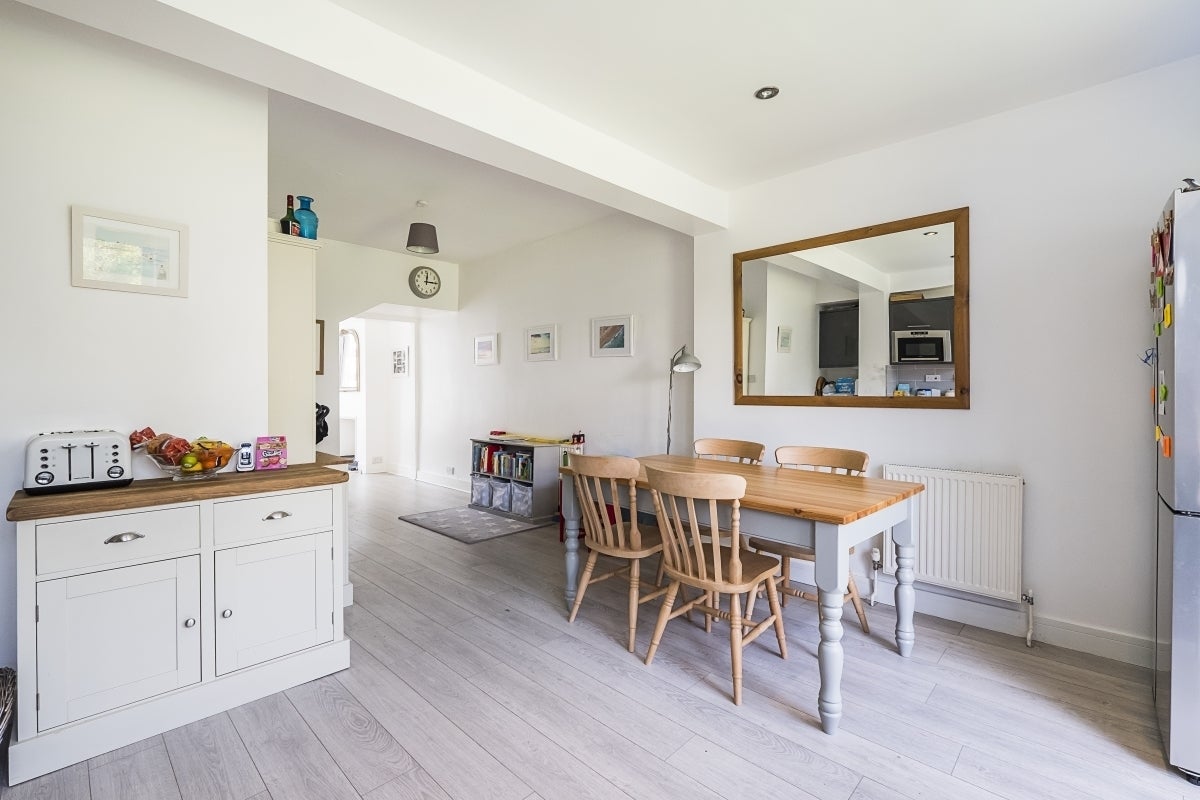 House Aldren Road in Greater London