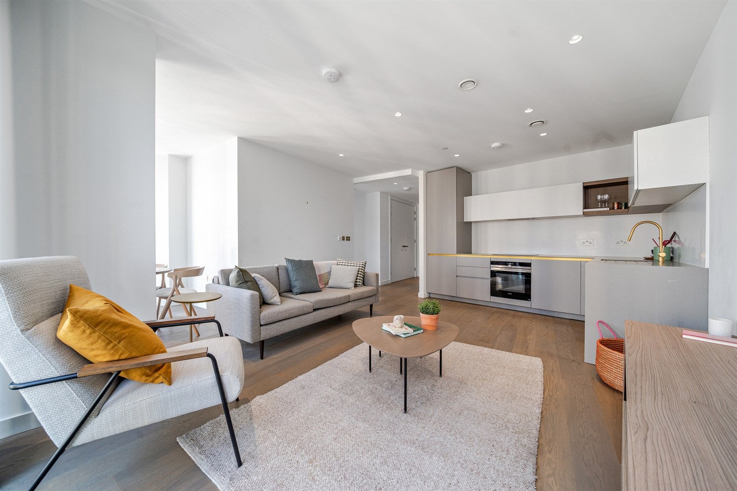 Flat No 1 Street in Greater London