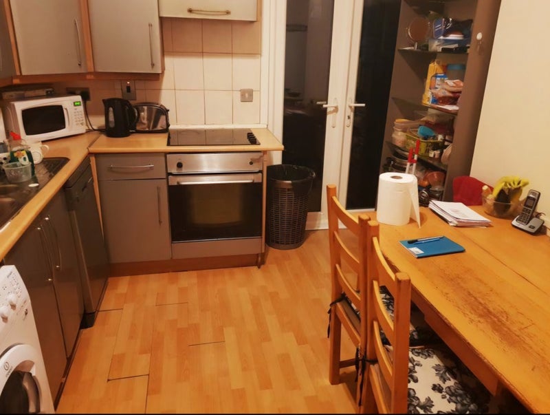 Room Mannock Road in Greater London