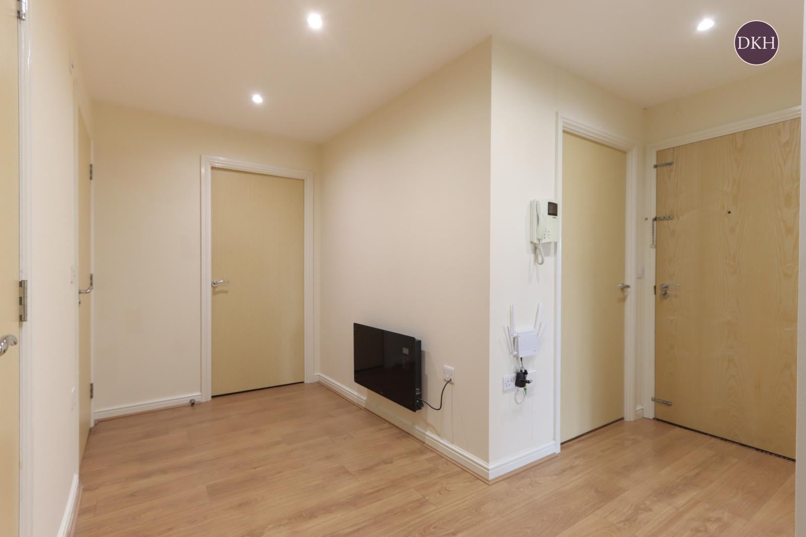 Flat Willow Grange in Watford