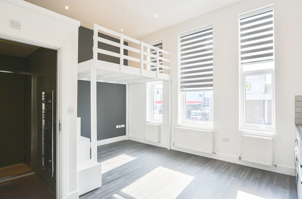 Flat Stamford Hill in Greater London