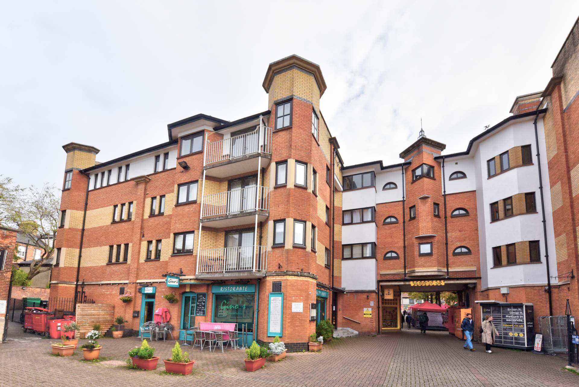 Flat Gloucester Green in Oxford