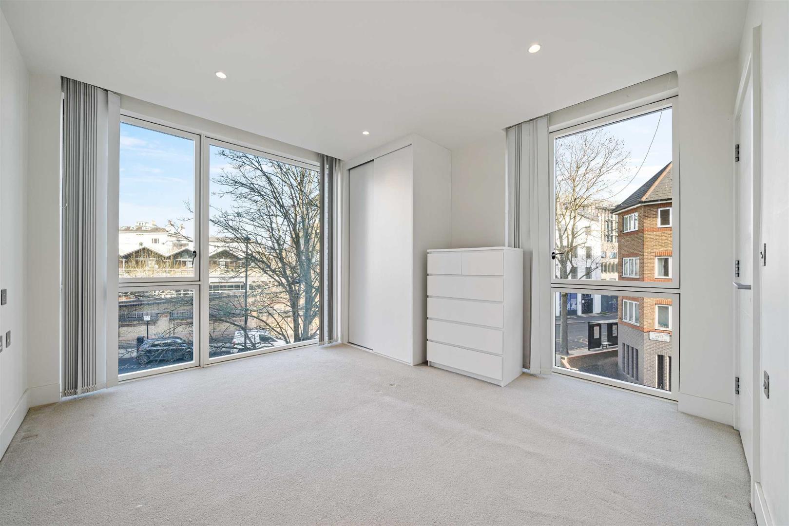 Flat West Row in Greater London
