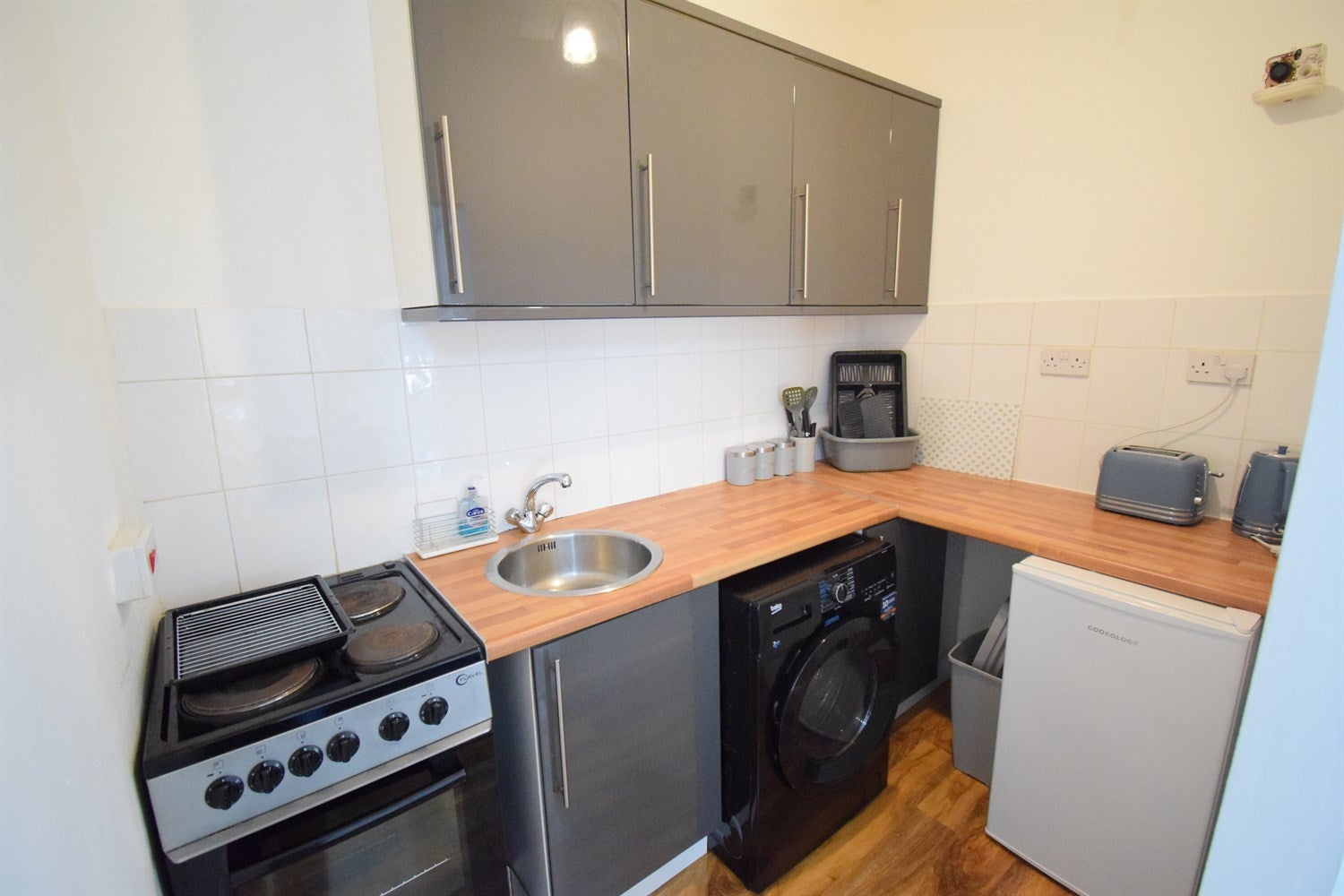 Flat King's Road in Blandford Forum