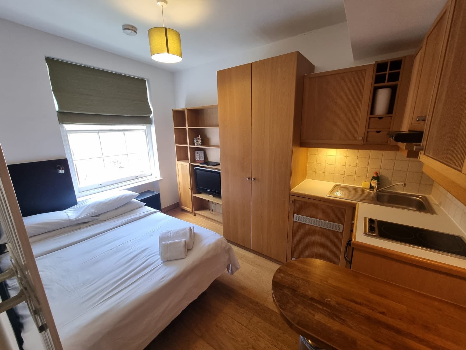 Flat Cartwright Gardens in Greater London
