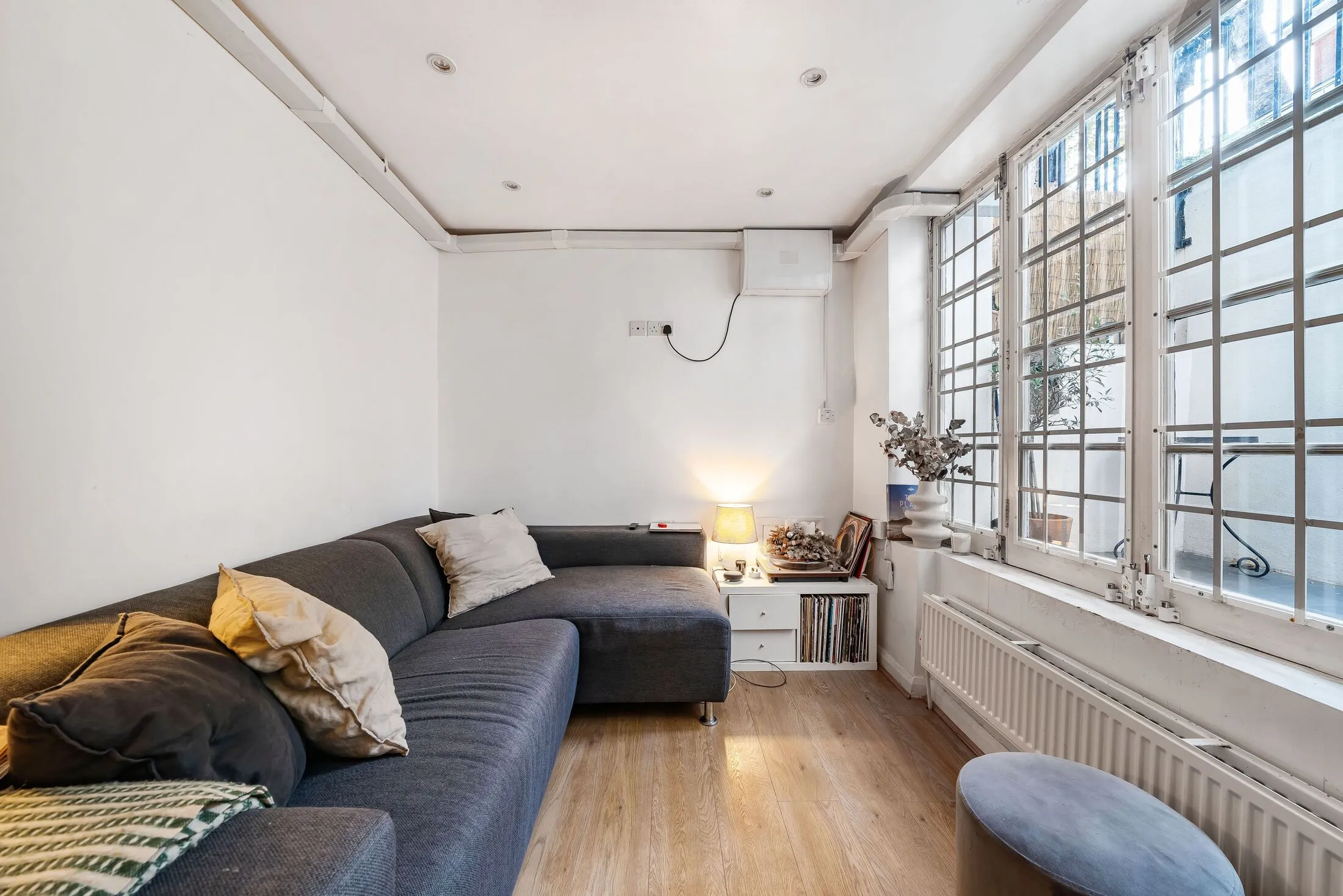 Flat Drayton Gardens in Greater London