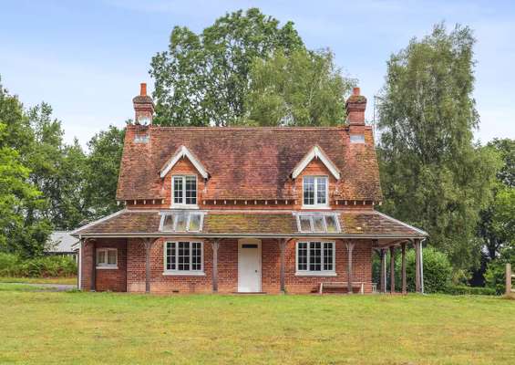 House Lyburn Road in Nomansland