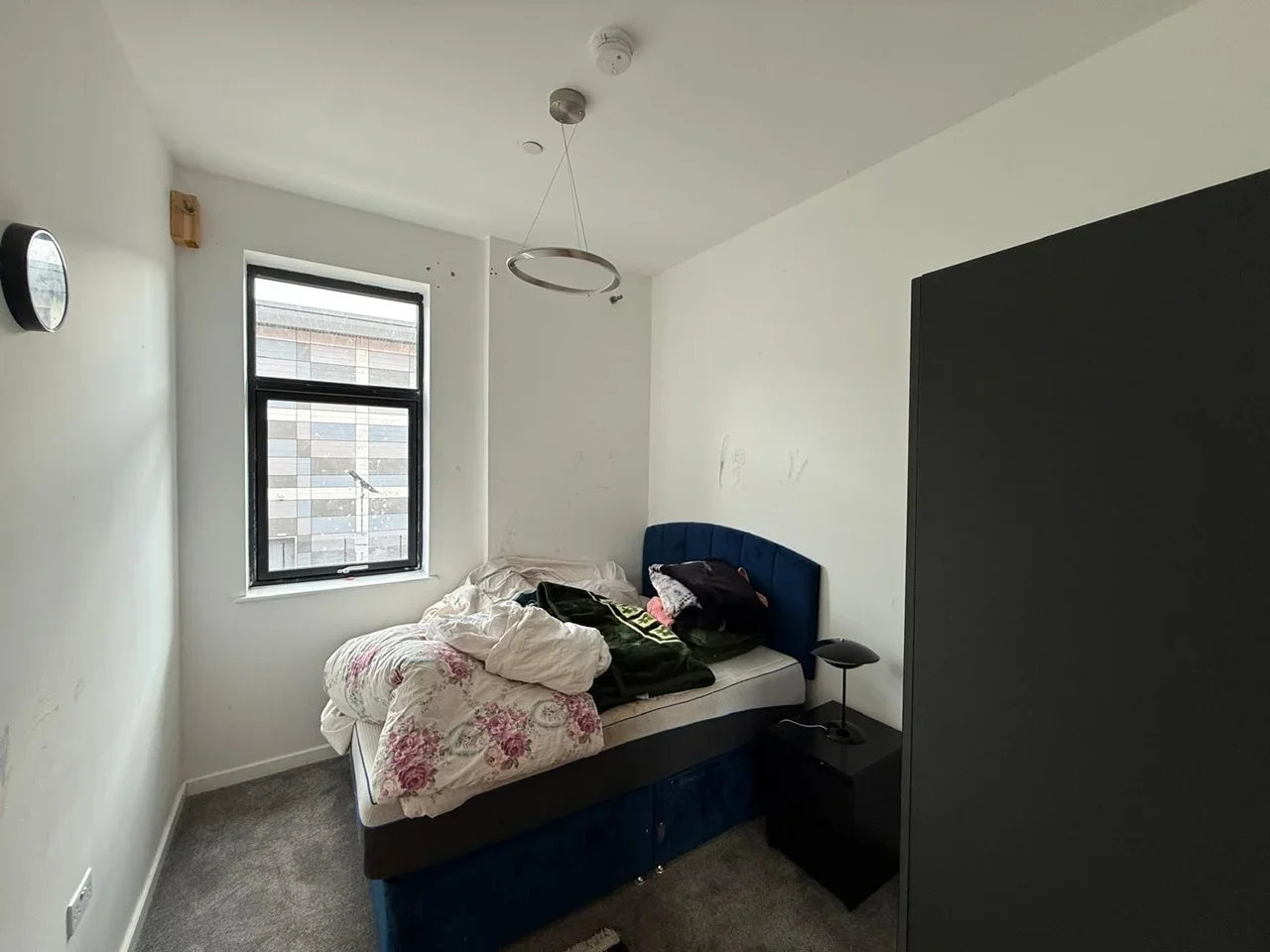Room Nestle's Avenue in Greater London