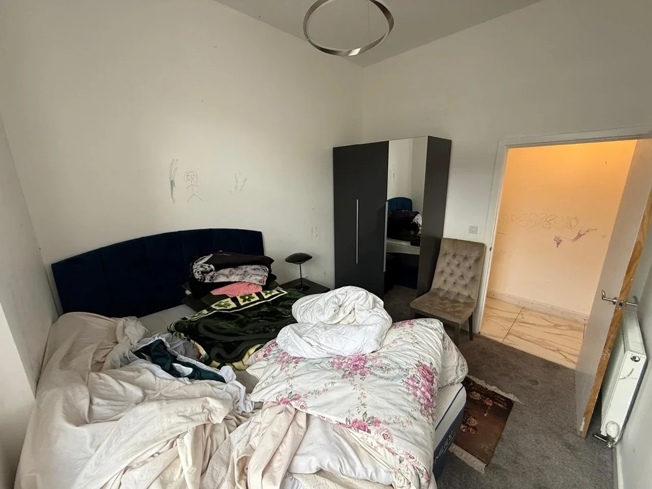 Room Nestle's Avenue in Greater London