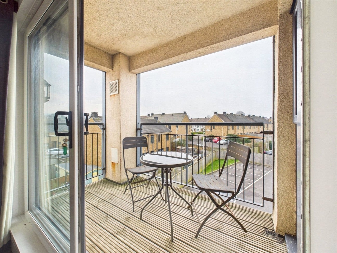 Flat Cranwell Road in Locking Parklands