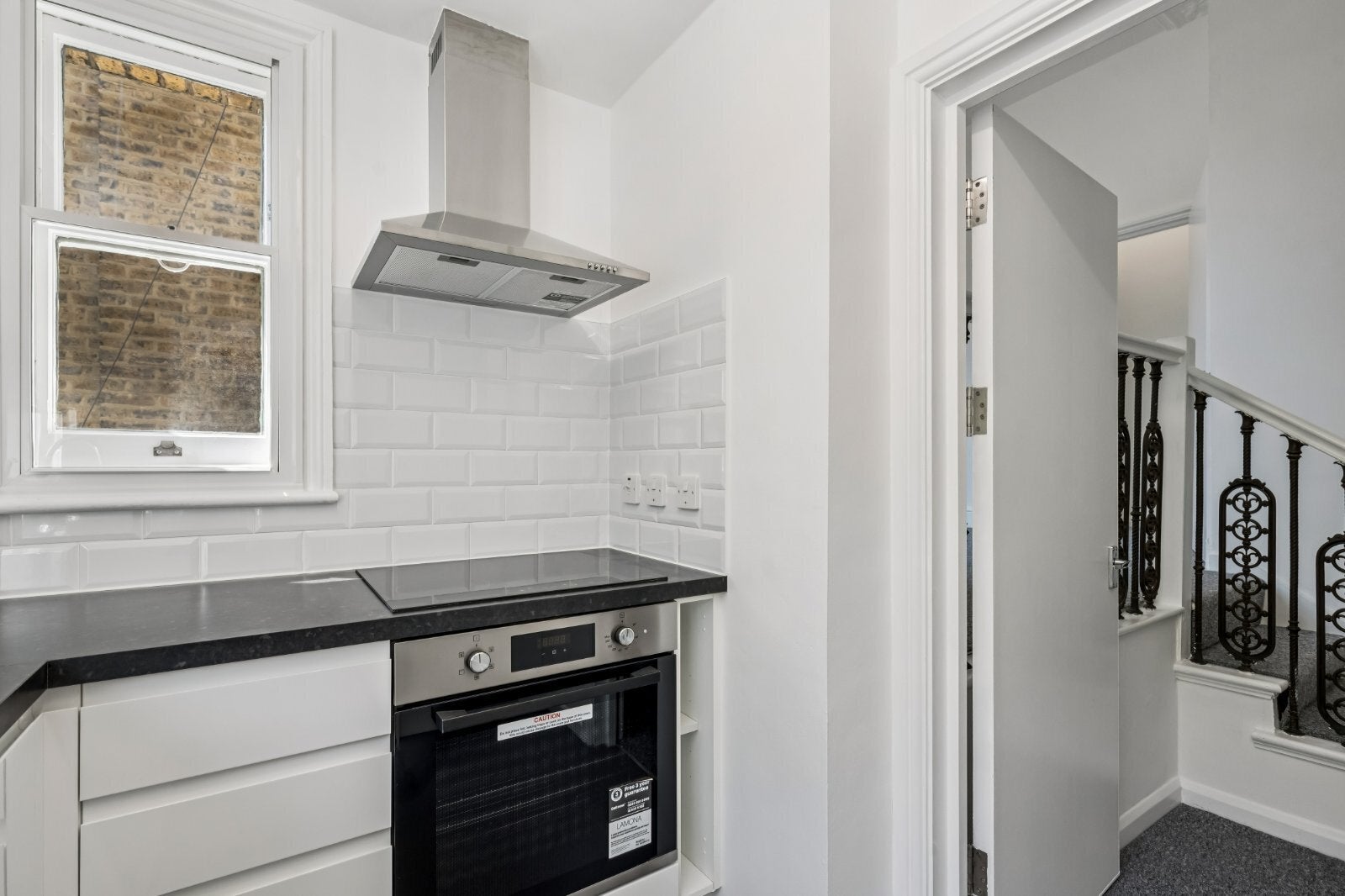 Flat Ladbroke Road in Greater London
