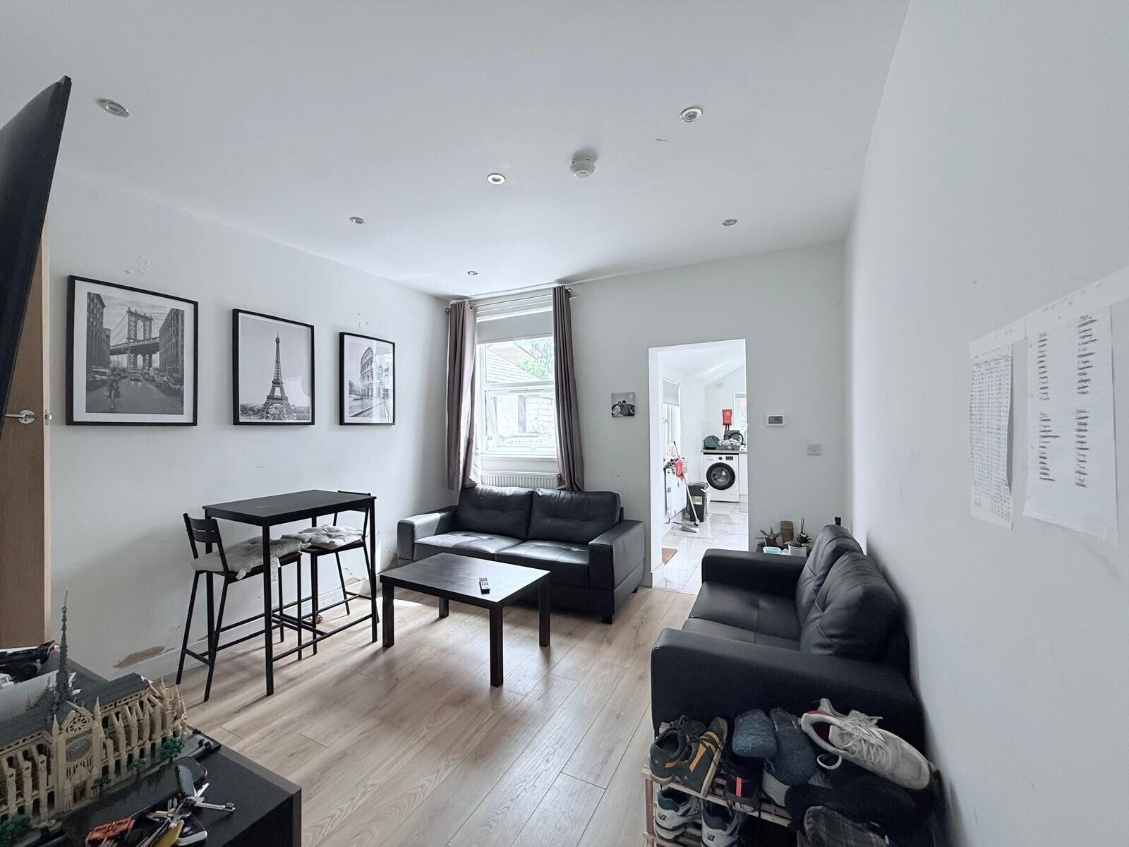 Room Claude Street in Nottingham