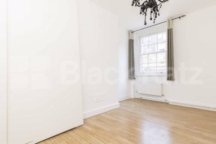 Room White Lion Street in Greater London