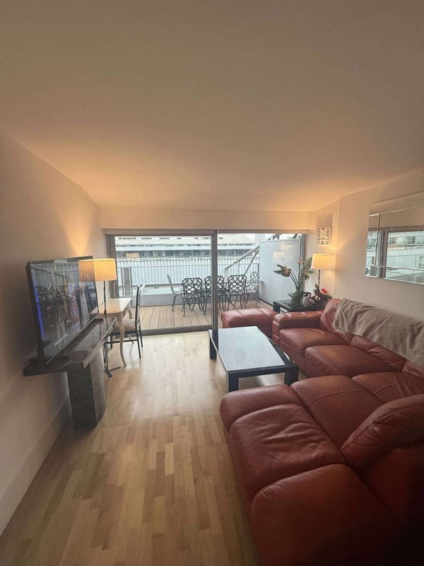 Room Conewood Street in Greater London