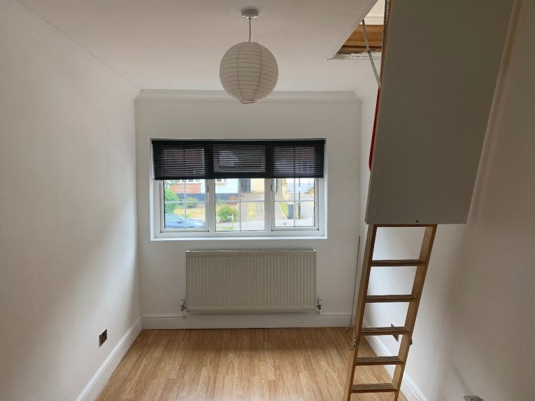 Flat Glenhurst Rise in Greater London