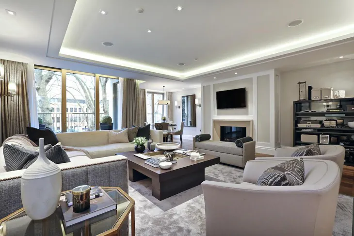 Flat Ebury Square in City of Westminster