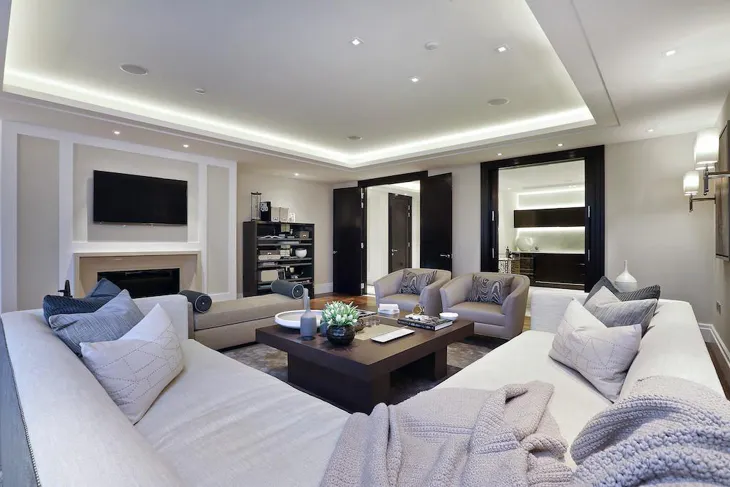 Flat Ebury Square in City of Westminster