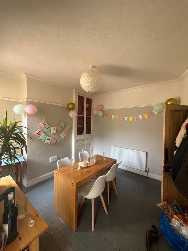 Room Rectory Lane in Greater London