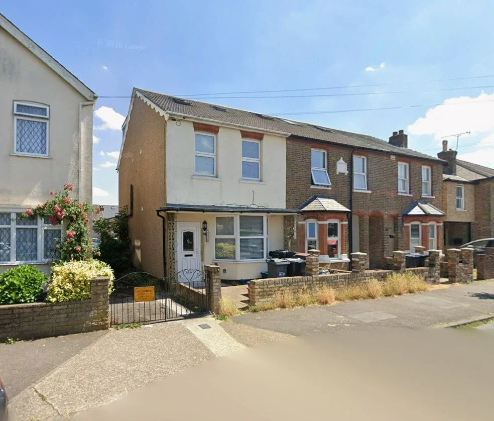 Flat Tachbrook Road in Greater London