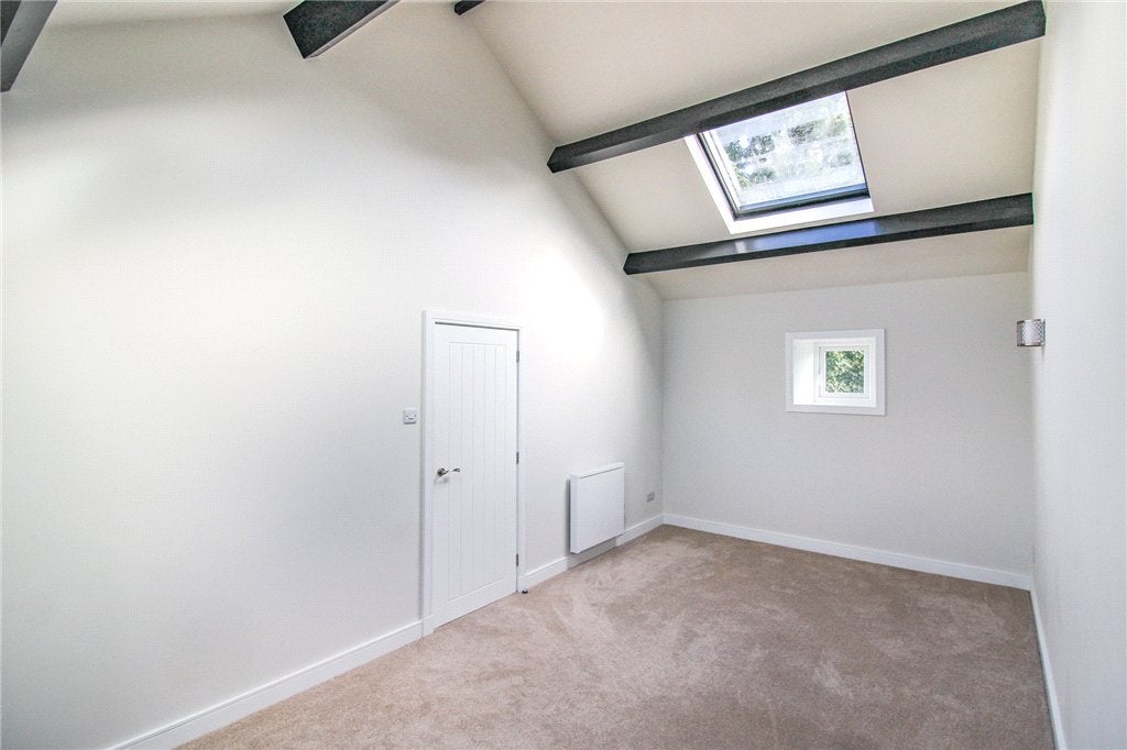 Flat Gledstone Road in Skipton
