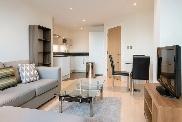 Flat Nine Elms Lane in Greater London