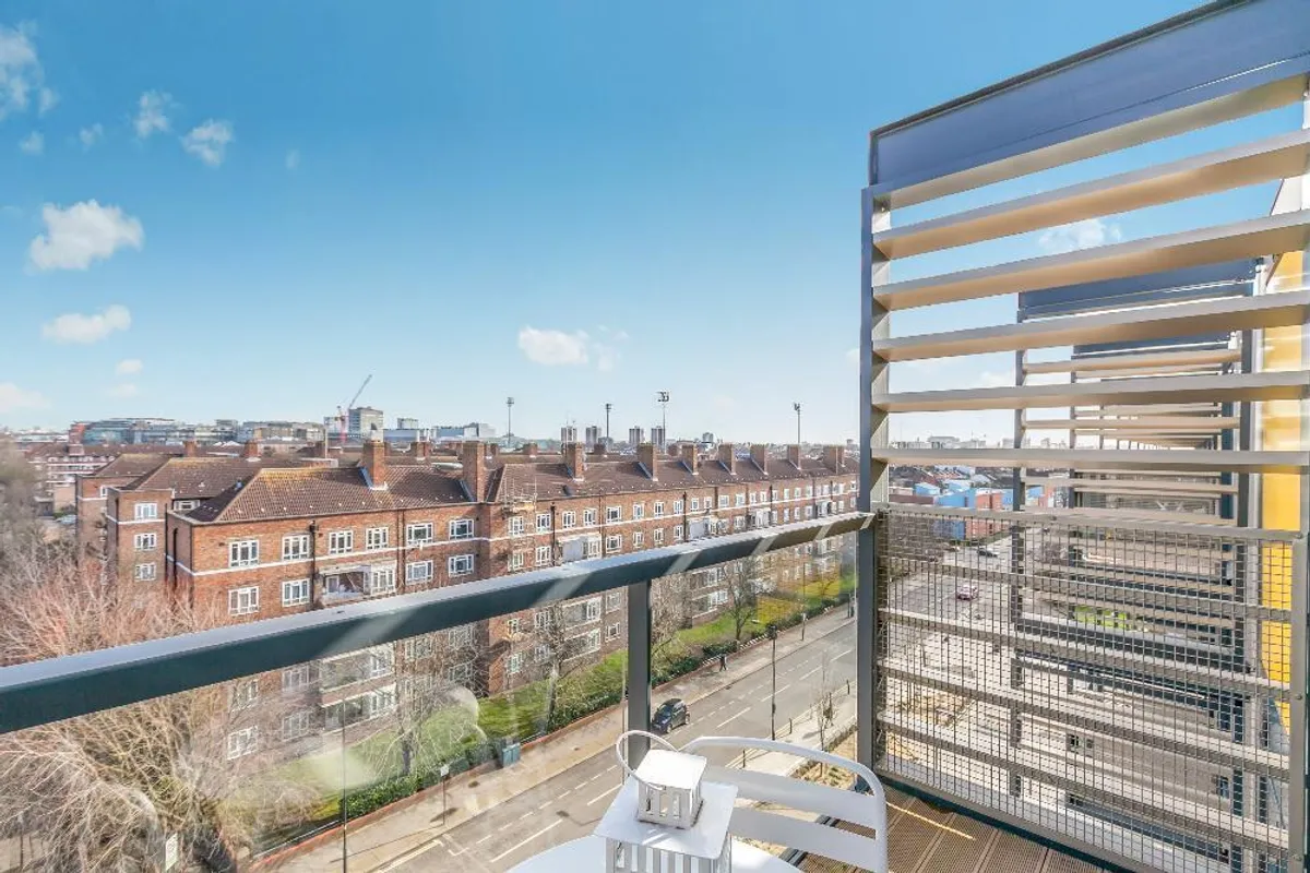 Flat Bloemfontein Road in Greater London