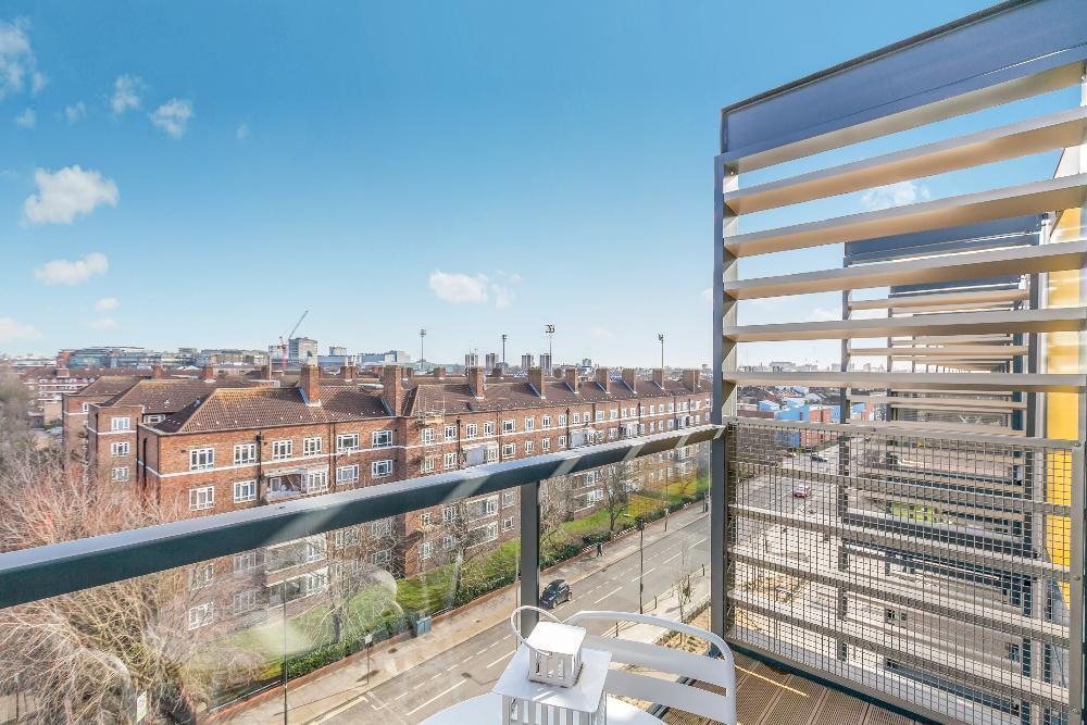 Flat Bloemfontein Road in Greater London