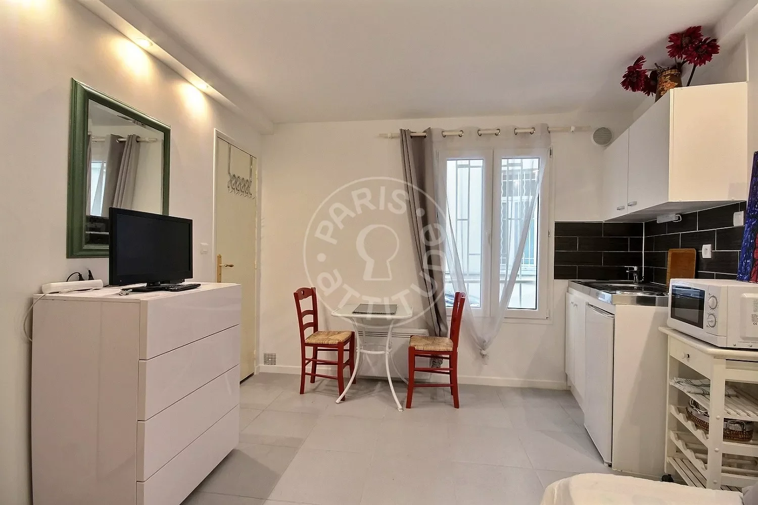 Flat Rue de Dunkerque in Paris