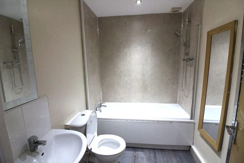Room Saint Wilfrid Street in Preston