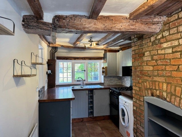 House Waterhouse Close in Milton Keynes