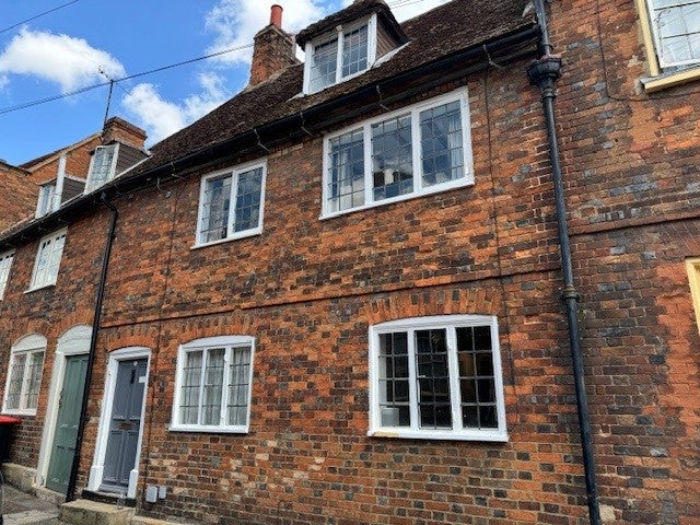 House Waterhouse Close in Milton Keynes