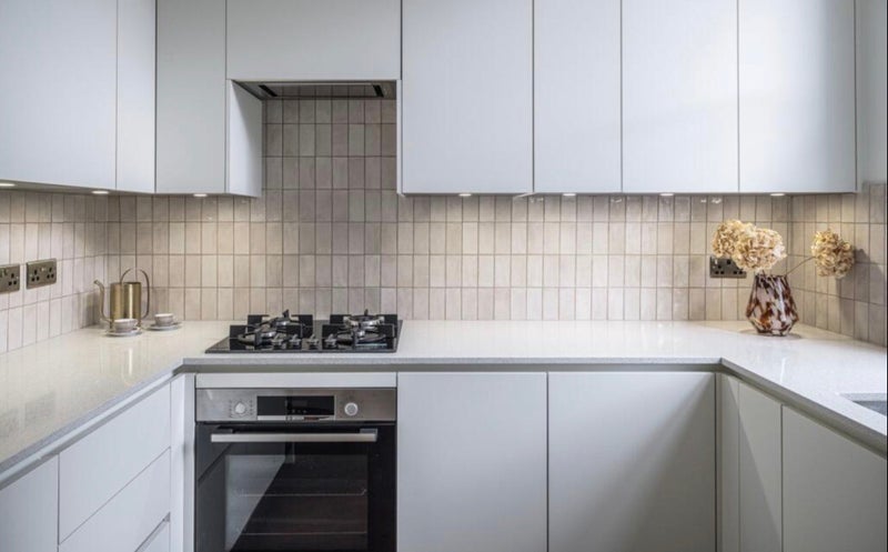 Flat Liverpool Road in Greater London