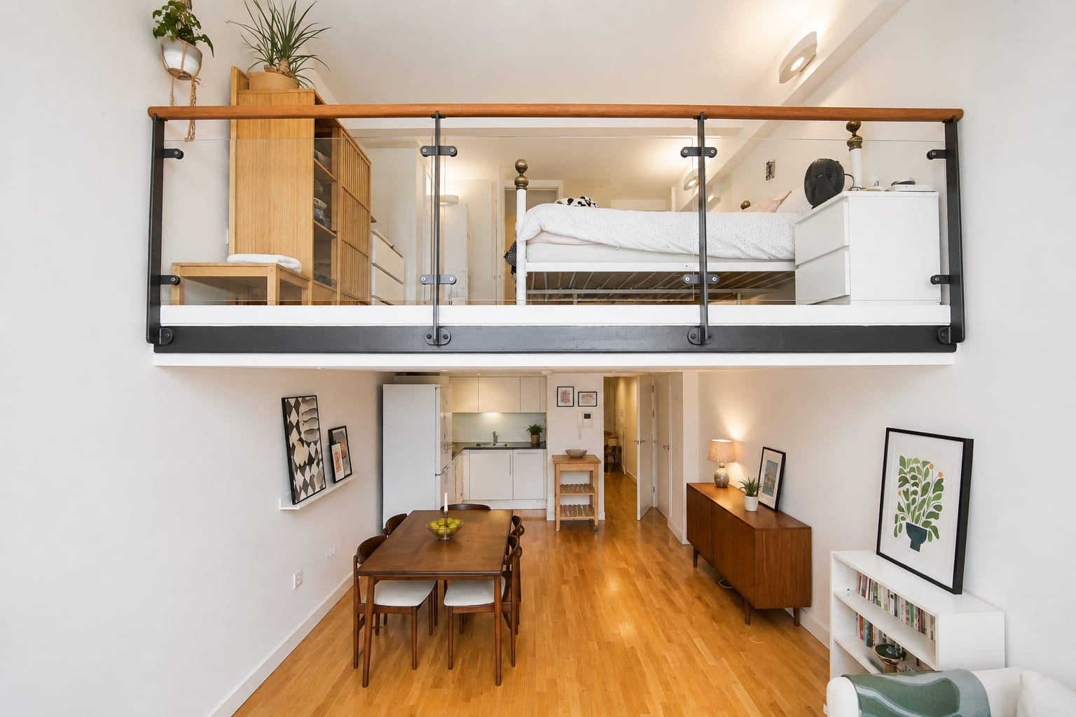 Flat Norfolk Place in Bristol