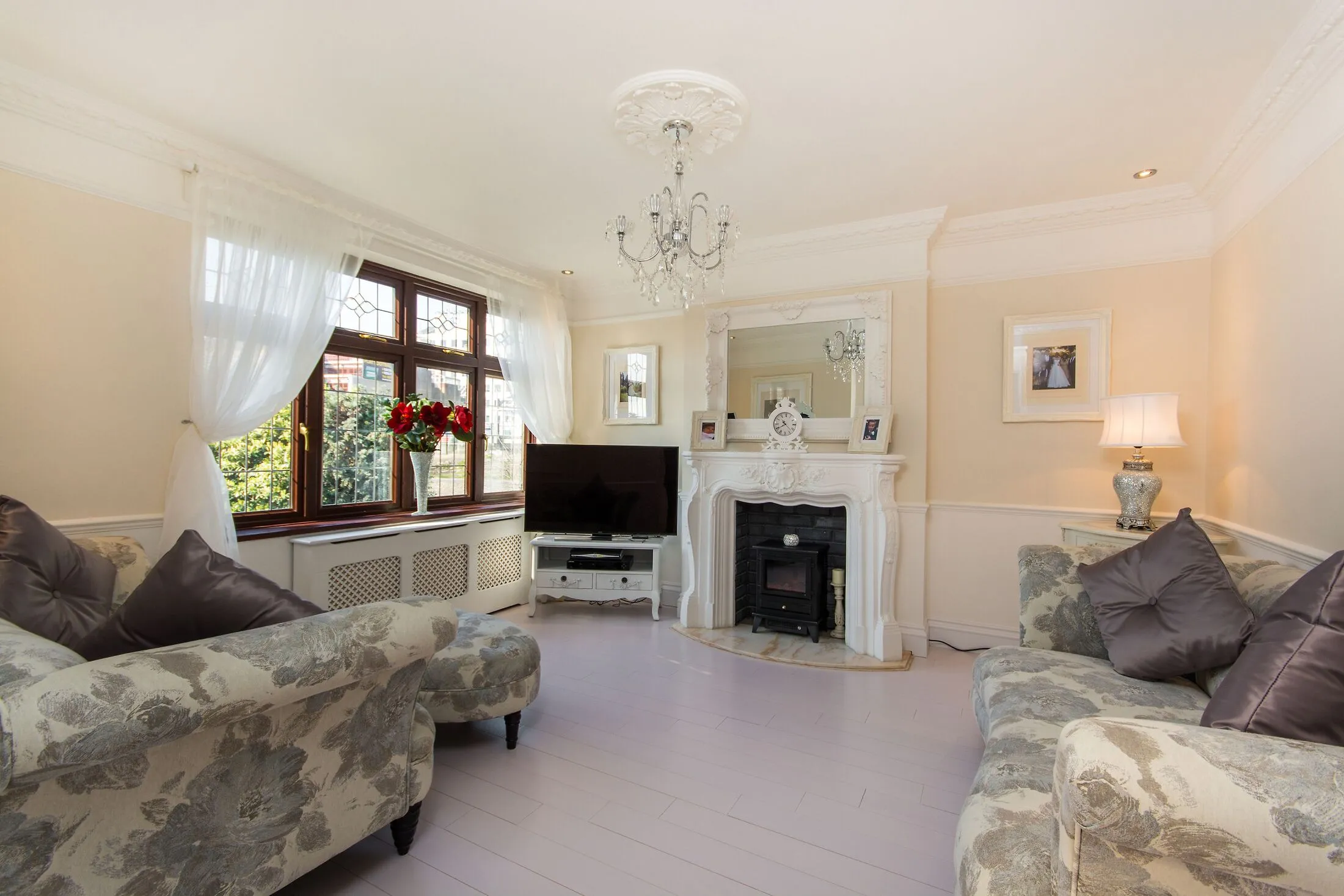 Flat Glengall Grove in Greater London