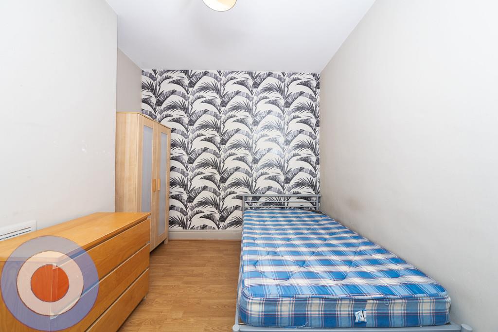 Room Whitby Road in Manchester