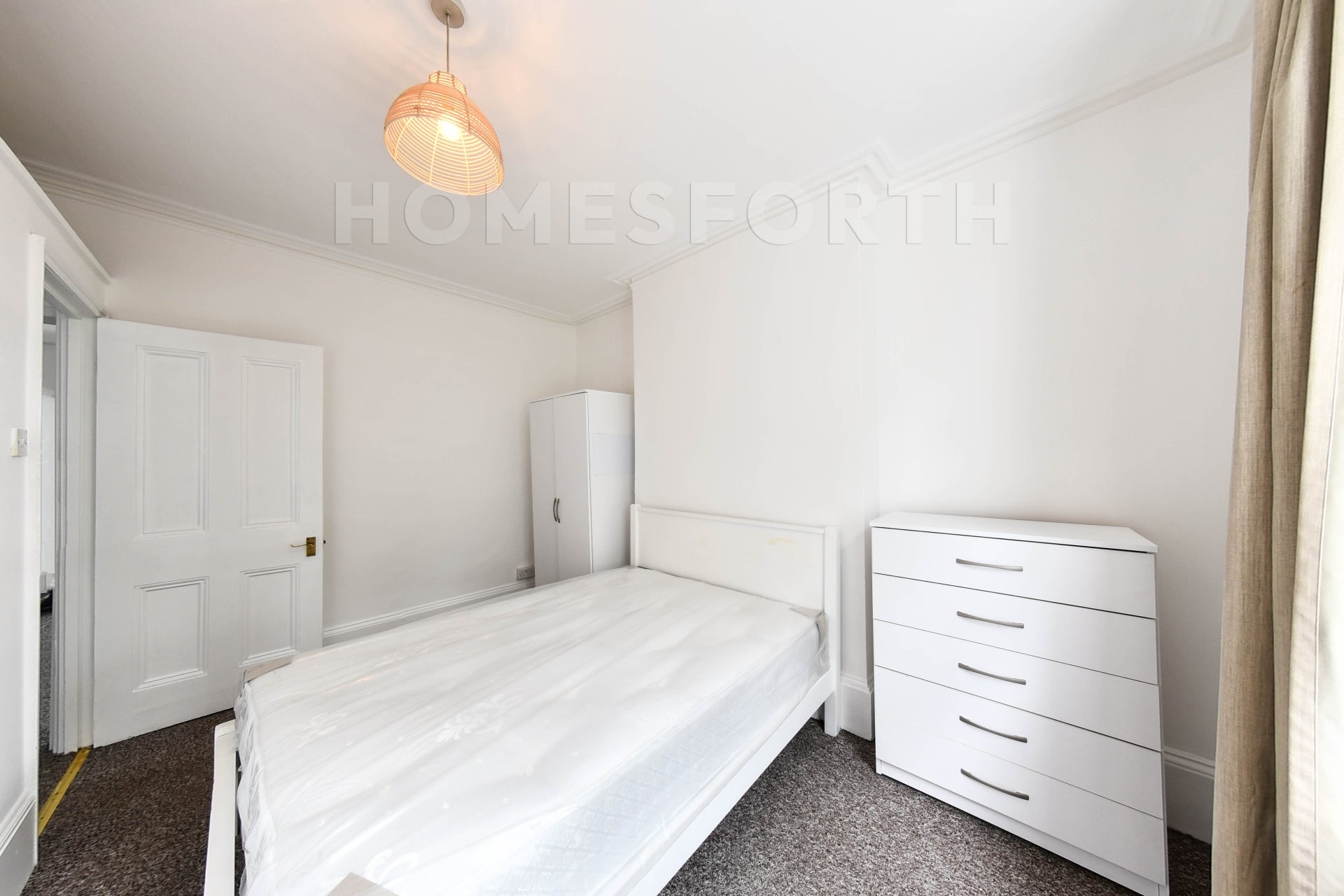 Flat Abbot's Place in Greater London