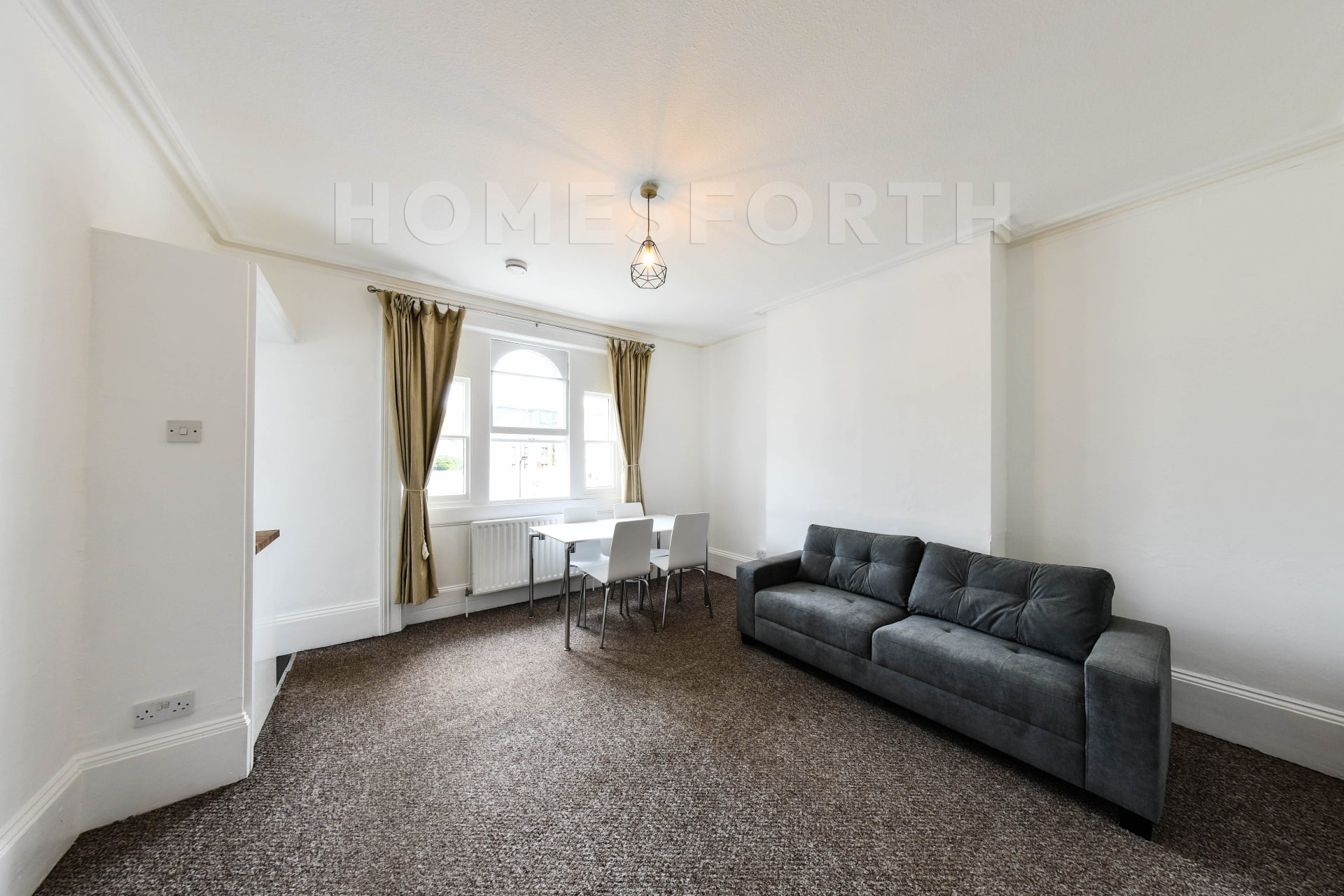 Flat Abbot's Place in Greater London